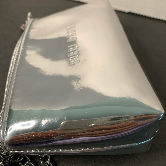 Bobby Brown wristlet sunglasses case with mirror - Picture 12 of 12